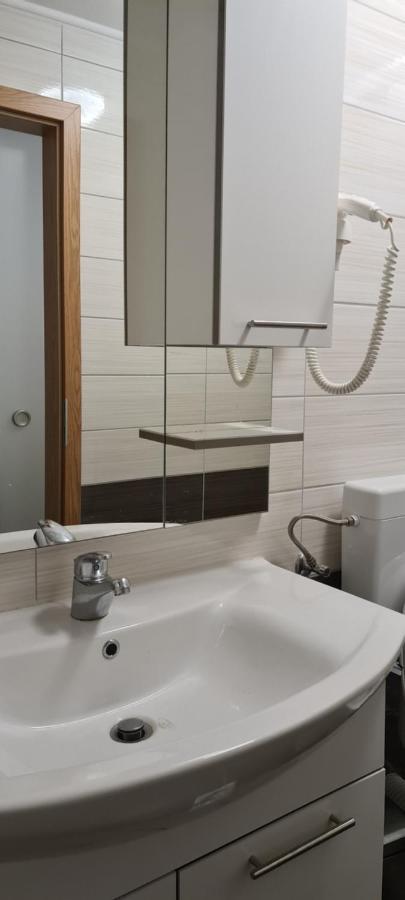 Luxury Apartments Oasis Lumbarda Buitenkant foto